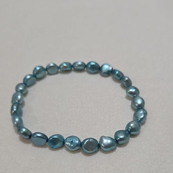 Teal Pearl Bracelet - Picture 1 of 5
